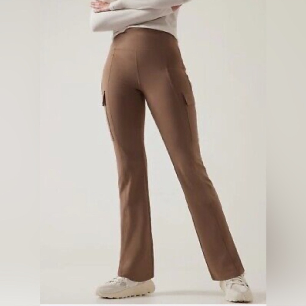 ATHLETA Delancey Straight Cargo Pants Women’s SIZE M